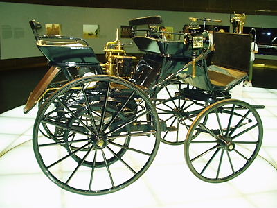 Daimler Motorkutsche(1886)